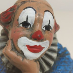Стара керамична статуетка Клоун. Внос от Франция