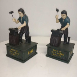 Уникални колекционерски банкови касички John Deere