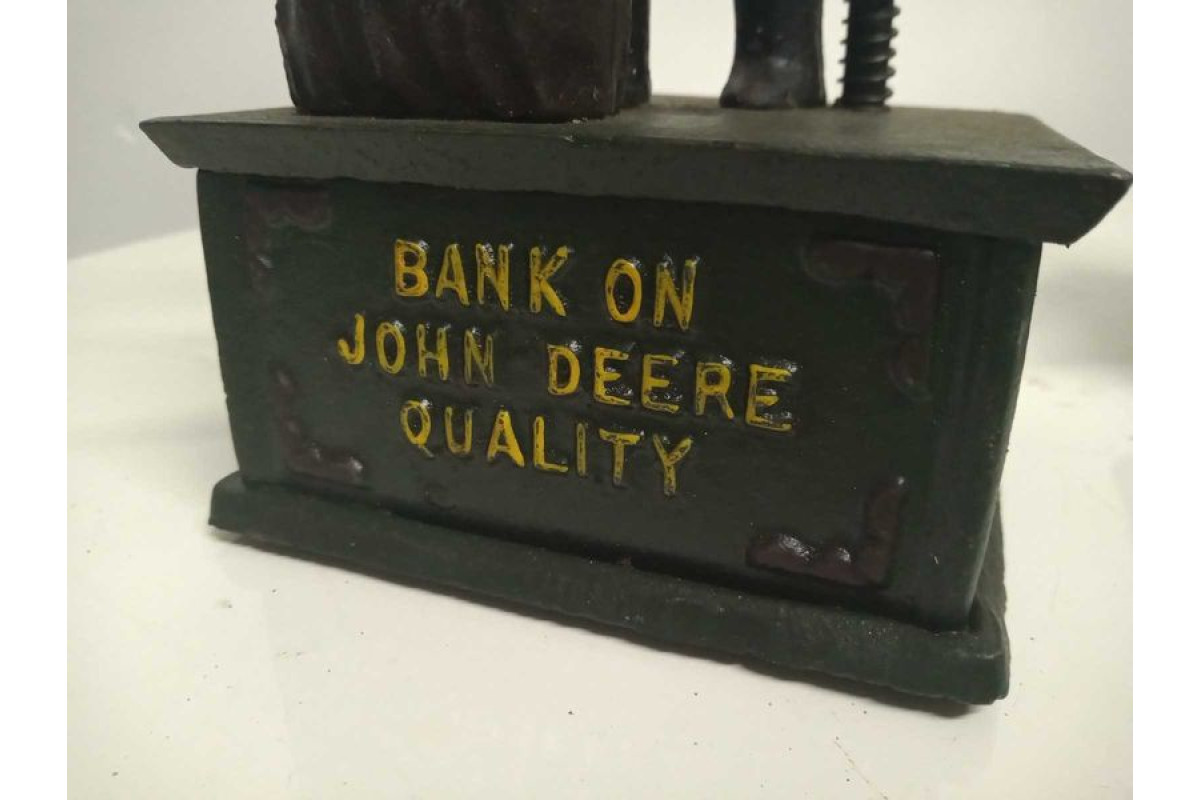 Уникални колекционерски банкови касички John Deere